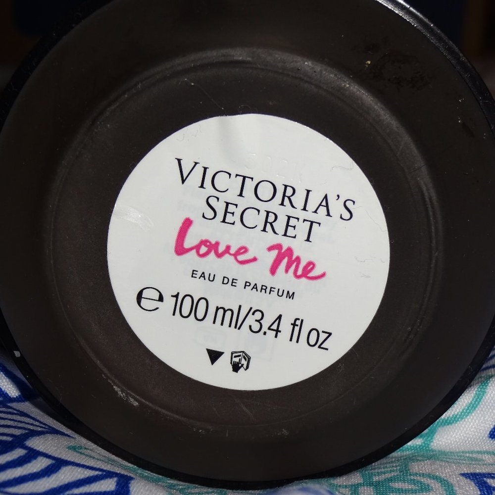 Victoria's Secret Love Me Fragrance